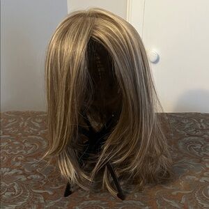 Stylish Blonde Wig for Women